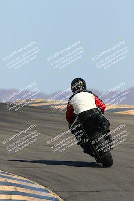 media/May-14-2022-SoCal Trackdays (Sat) [[7b6169074d]]/Turn 10 Backside (9am)/